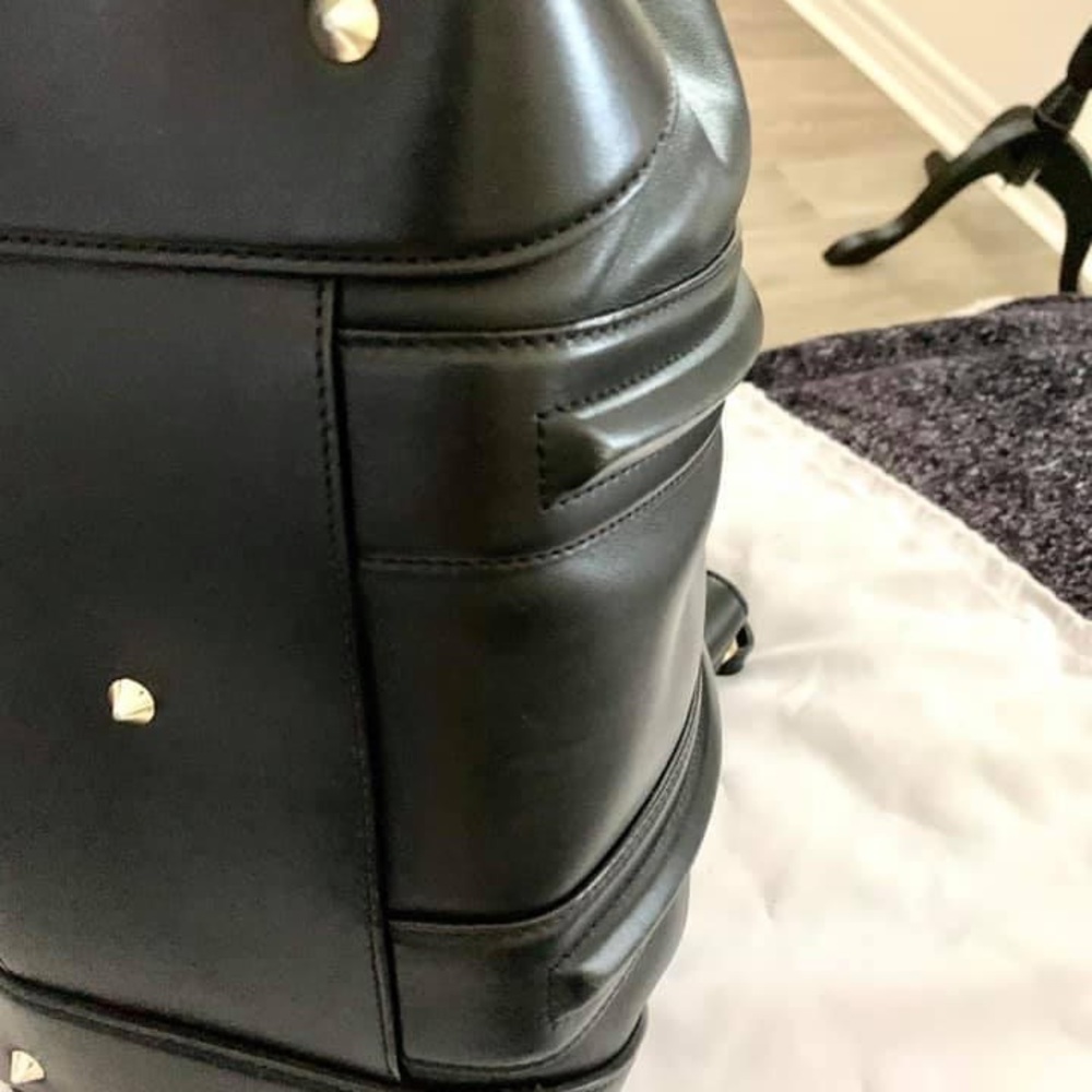 Givenchy Black Leather Tote - Picture 10 of 16